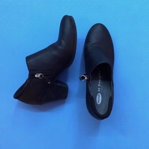 Dr. Scholls black booties